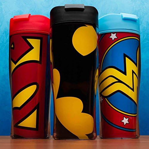 Zak! Klasik Süpermen Grafikli, Dökülmeye dayanıklı, BPA içermeyen Plastik, 15 oz Yalıtımlı Seyahat Kupası tasarlar.
